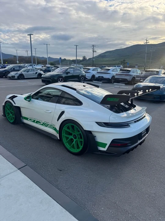 2023 Porsche 992 GT3 RS - Image 5 of 20
