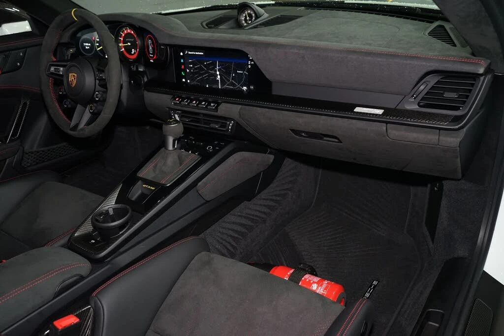 2023 Porsche 992 GT3 RS - Image 16 of 31