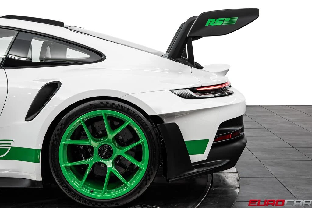 2023 Porsche 992 GT3 RS - Image 19 of 31