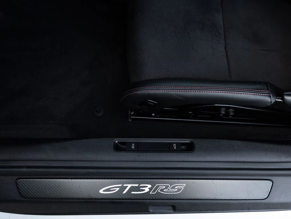 2023 Porsche 992 GT3 RS - Image 21 of 31
