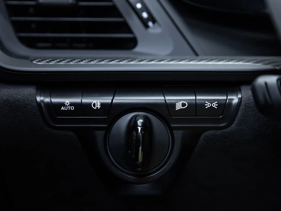 2023 Porsche 992 GT3 RS - Image 17 of 31