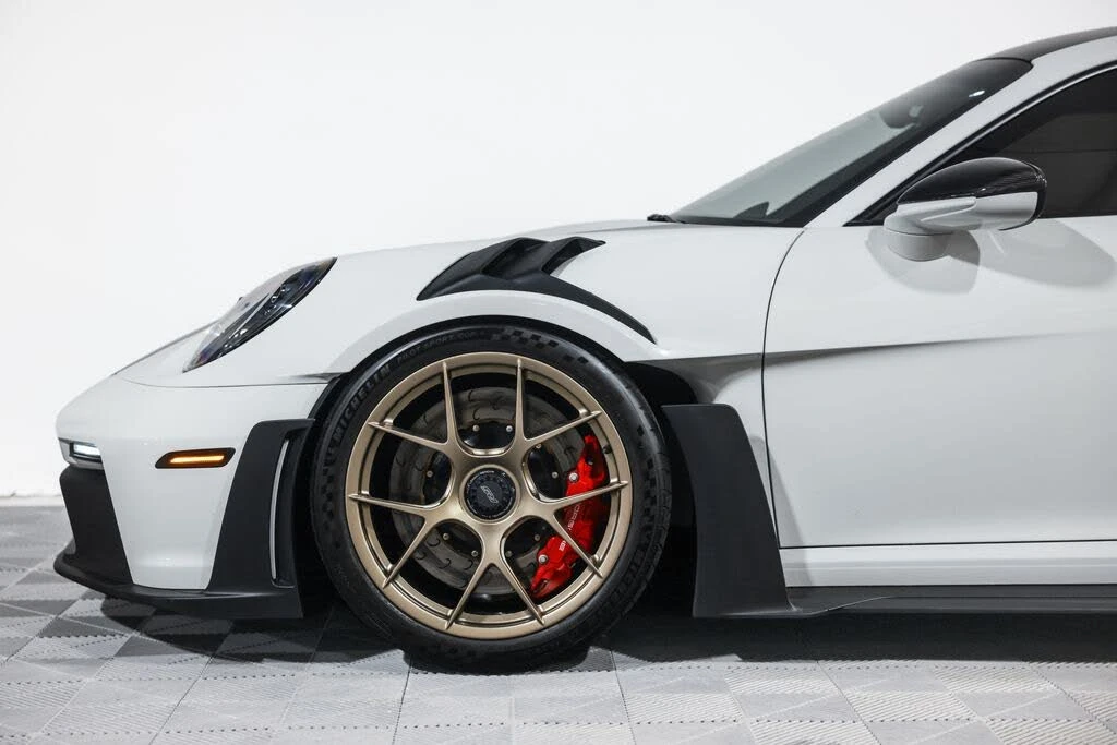 2023 Porsche 992 GT3 RS - Image 15 of 31