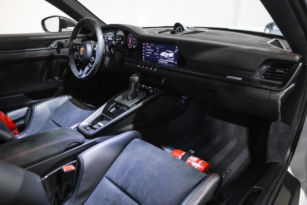 2023 Porsche 992 GT3 RS - Image 23 of 31