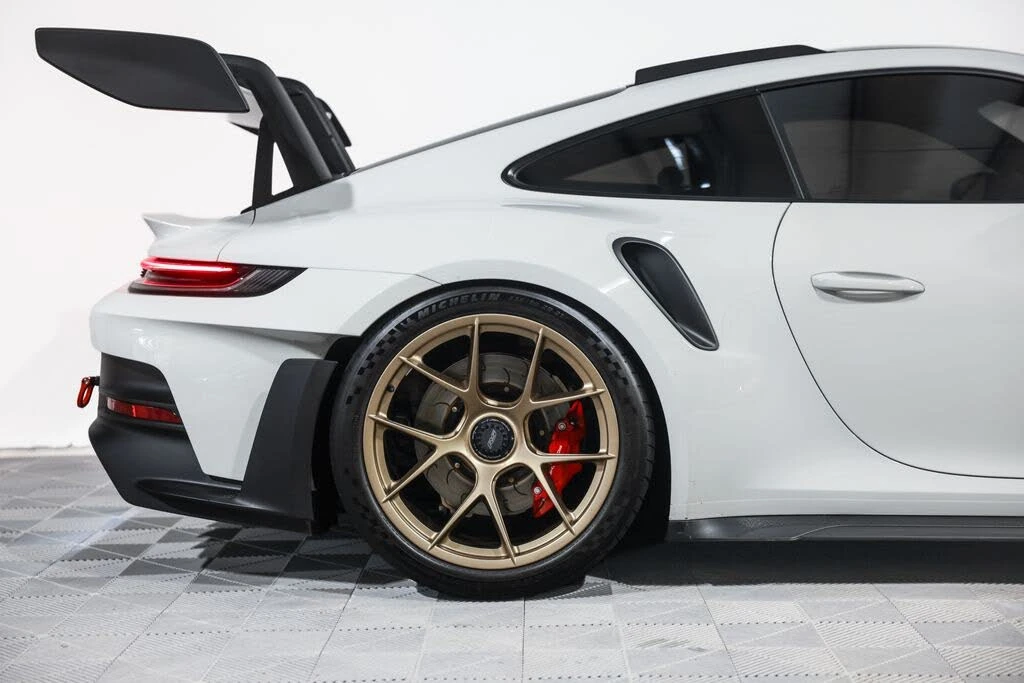 2023 Porsche 992 GT3 RS - Image 3 of 31