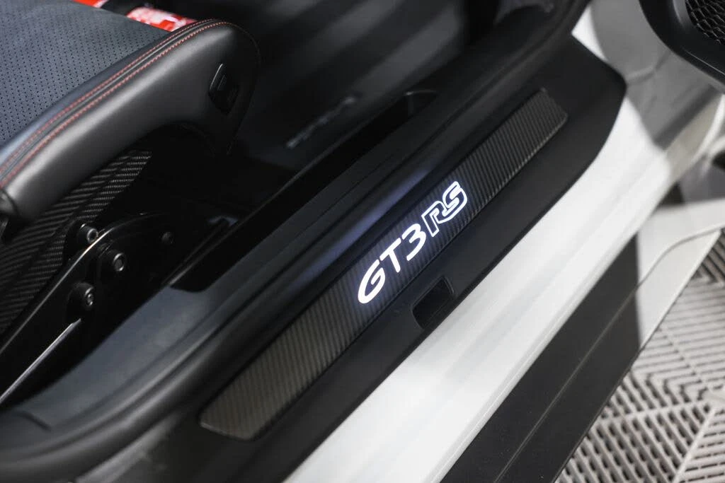 2023 Porsche 992 GT3 RS - Image 25 of 31
