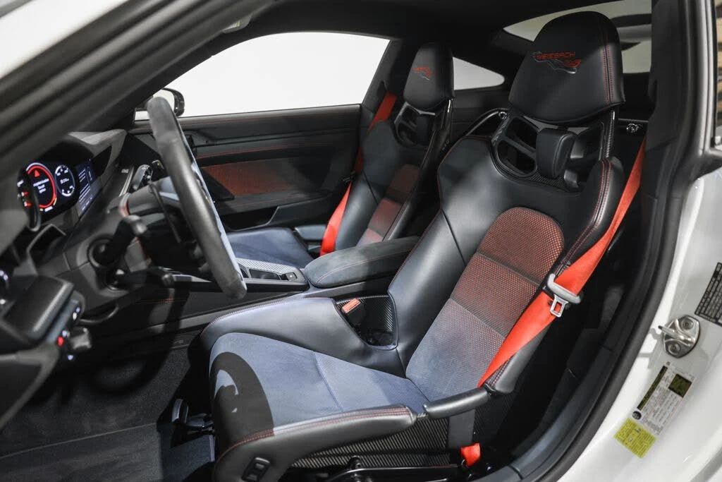 2023 Porsche 992 GT3 RS - Image 30 of 31