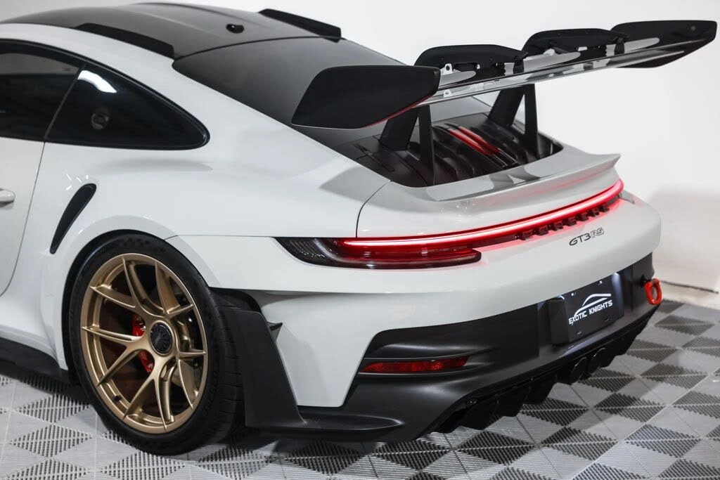 2023 Porsche 992 GT3 RS - Image 18 of 31