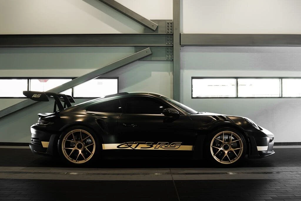 2023 Porsche 992 GT3 RS - Image 2 of 31