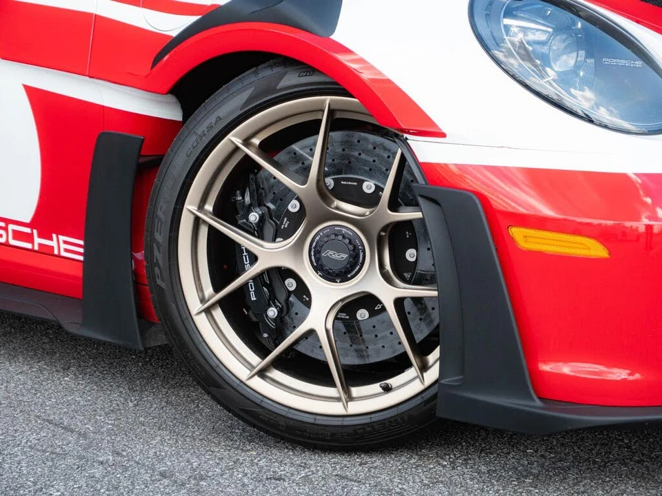2023 Porsche 992 GT3 RS - Image 24 of 29