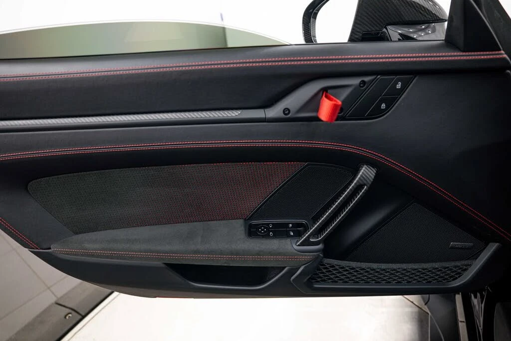 2023 Porsche 992 GT3 RS - Image 19 of 31
