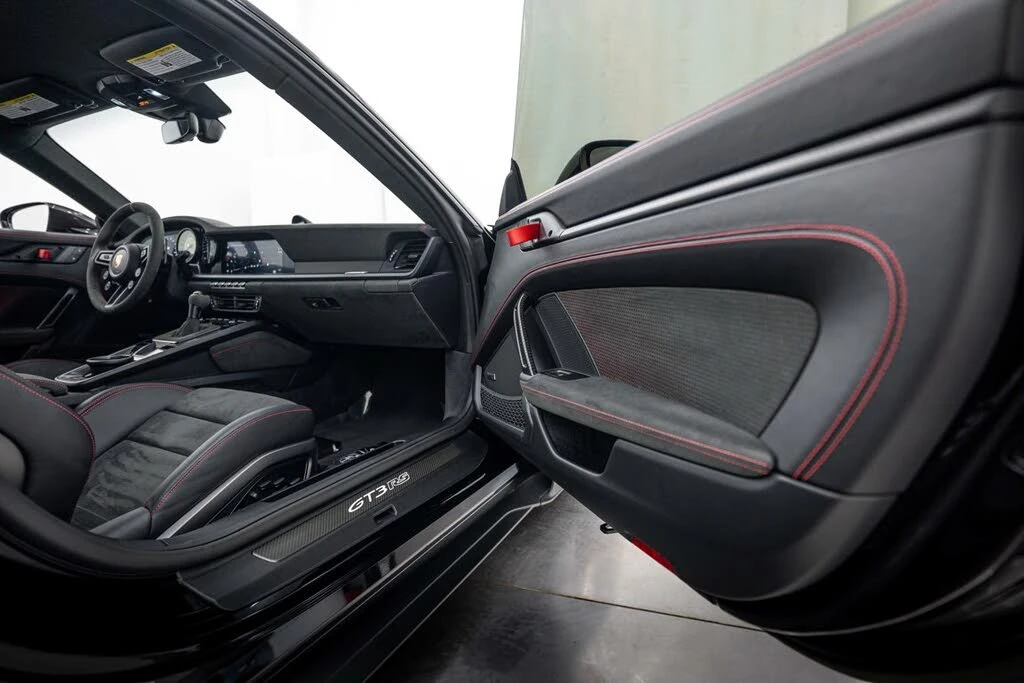 2023 Porsche 992 GT3 RS - Image 20 of 31