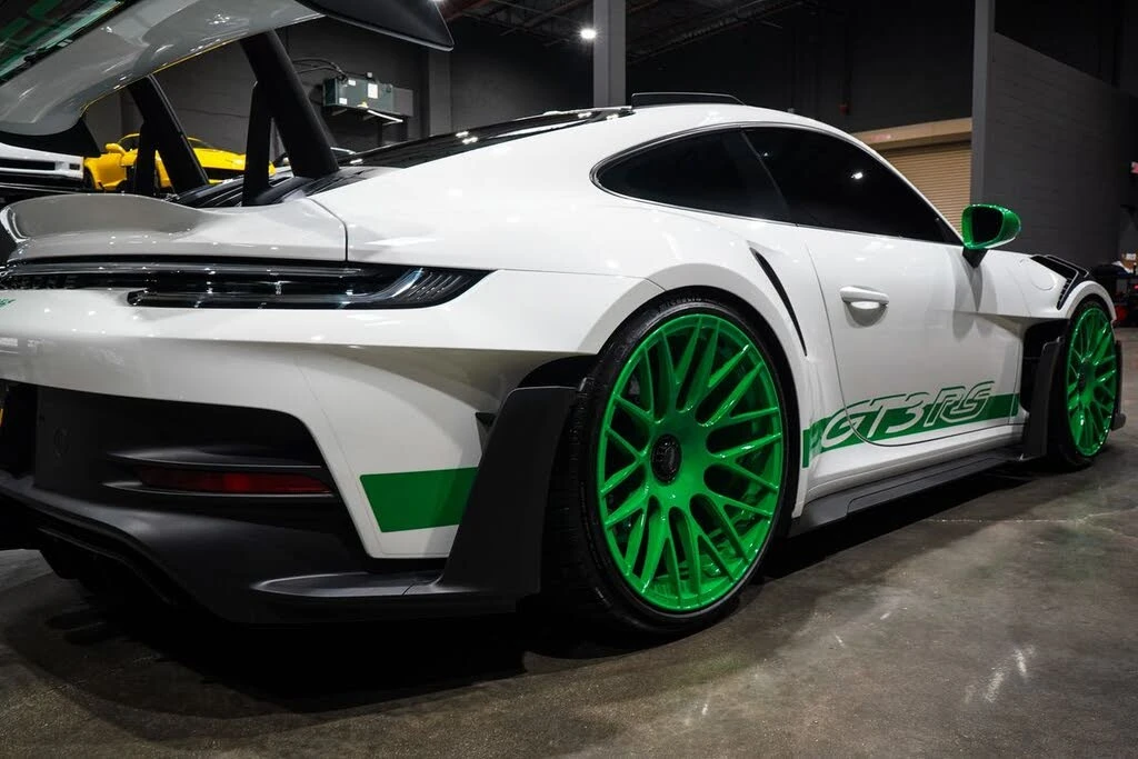 2023 Porsche 992 GT3 RS - Image 27 of 31