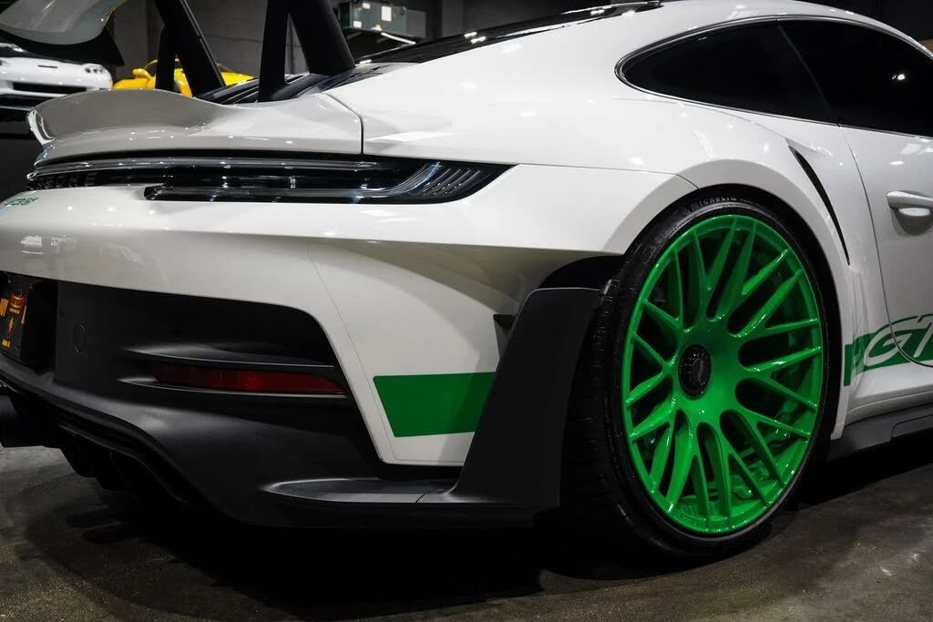 2023 Porsche 992 GT3 RS - Image 26 of 31