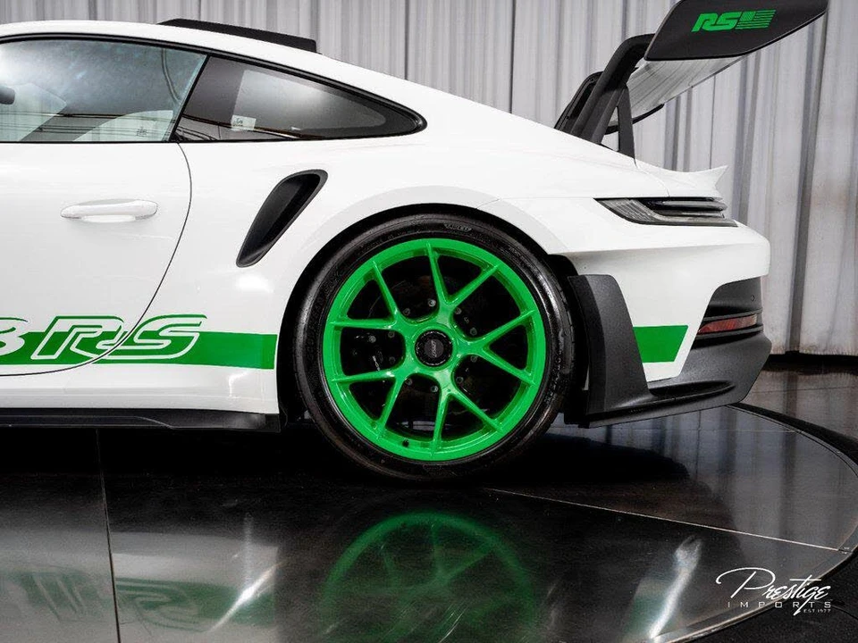 2023 Porsche 992 GT3 RS - Image 11 of 31