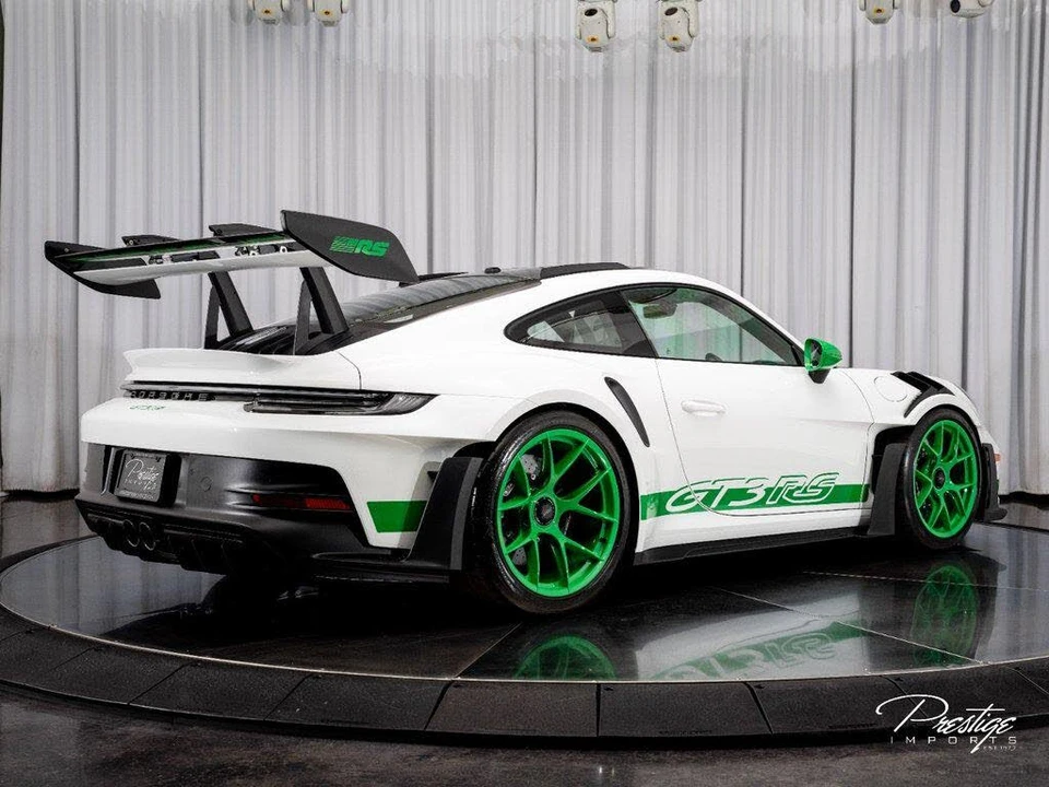 2023 Porsche 992 GT3 RS - Image 19 of 31