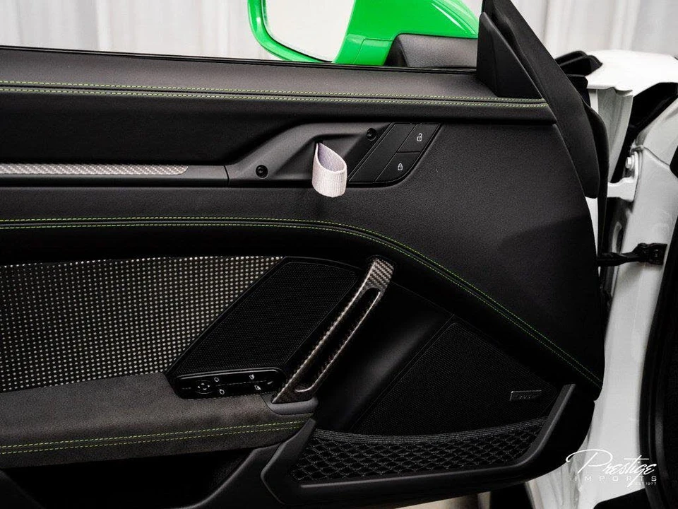 2023 Porsche 992 GT3 RS - Image 25 of 31