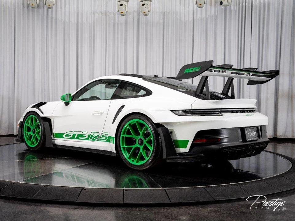 2023 Porsche 992 GT3 RS - Image 13 of 31