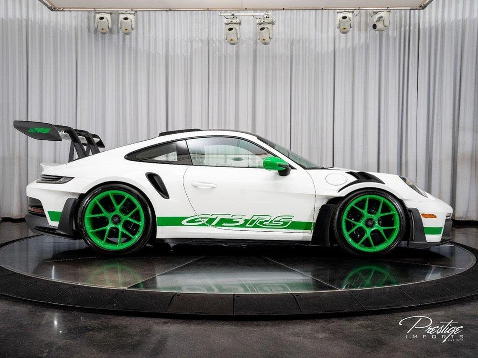 2023 Porsche 992 GT3 RS - Image 20 of 31