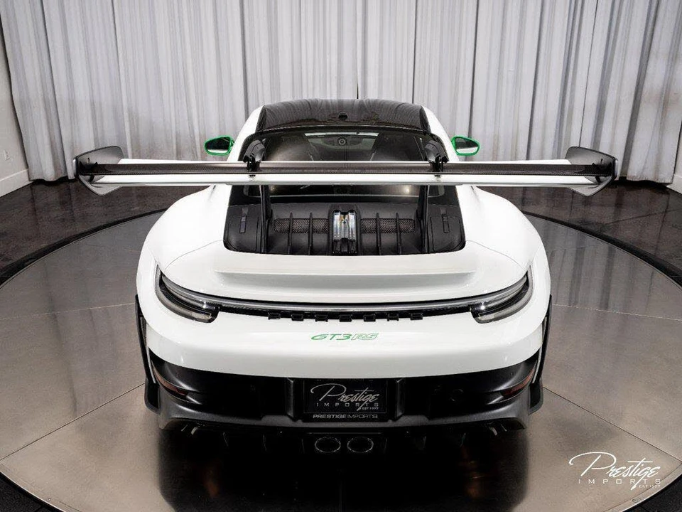 2023 Porsche 992 GT3 RS - Image 15 of 31