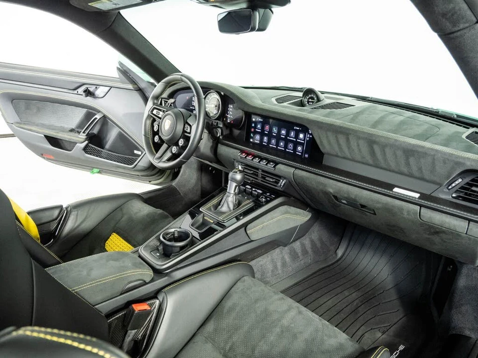 2023 Porsche 992 GT3 RS - Image 20 of 29