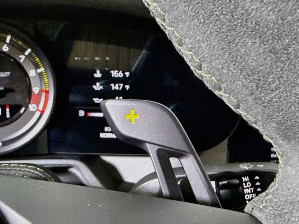 2023 Porsche 992 GT3 RS - Image 25 of 31