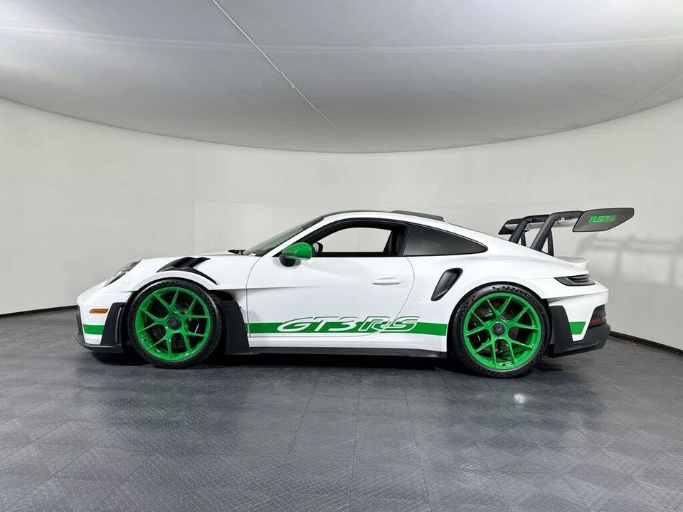2023 Porsche 992 GT3 RS - Image 2 of 31