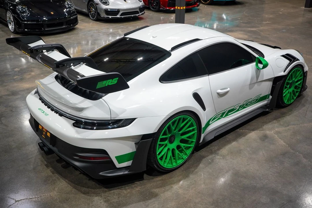 2023 Porsche 992 GT3 RS - Image 18 of 31