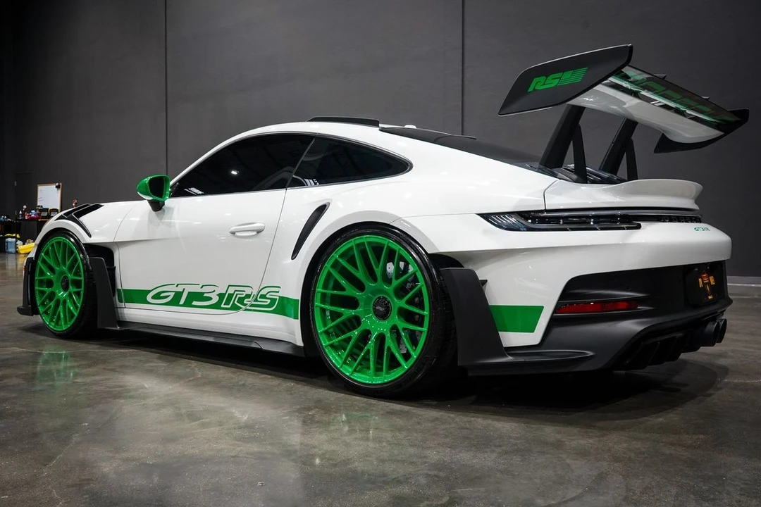 2023 Porsche 992 GT3 RS - Image 3 of 31
