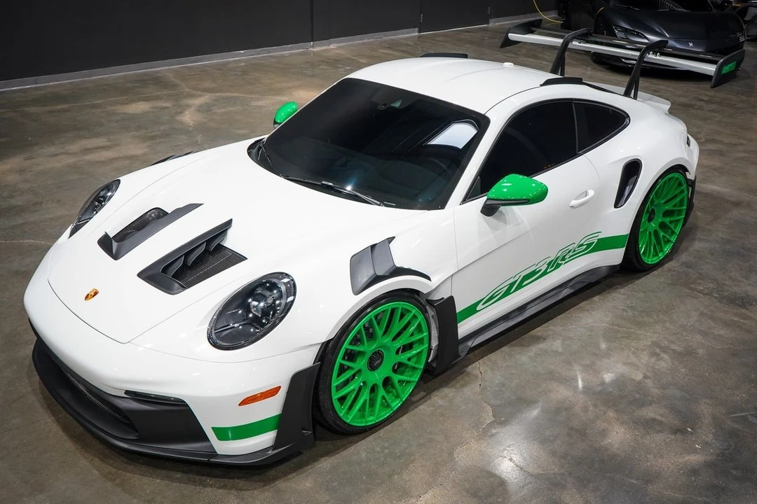 2023 Porsche 992 GT3 RS - Image 16 of 31