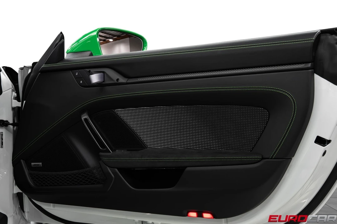 2023 Porsche 992 GT3 RS - Image 28 of 31