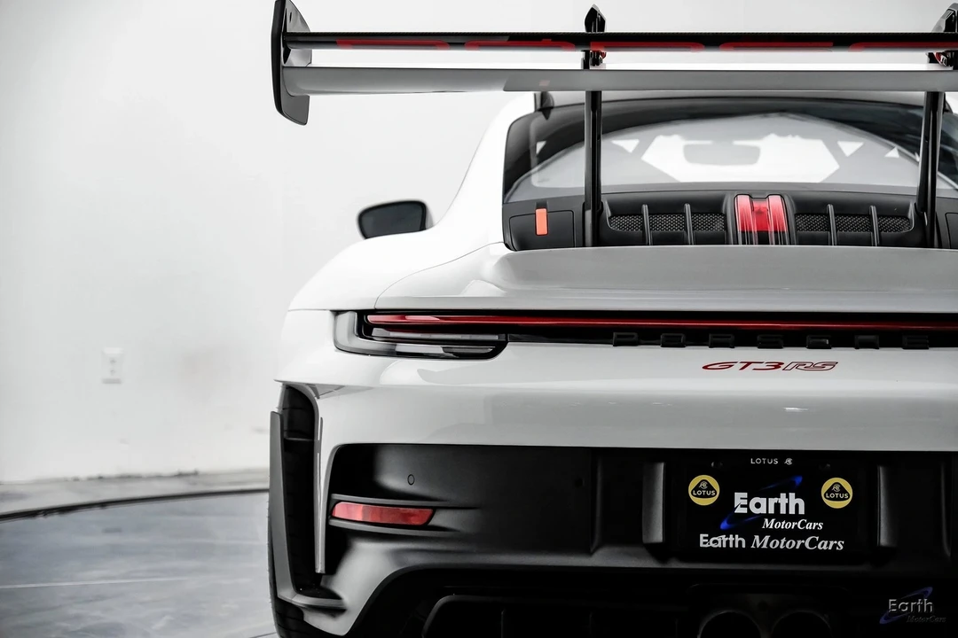 2023 Porsche 992 GT3 RS - Image 14 of 21