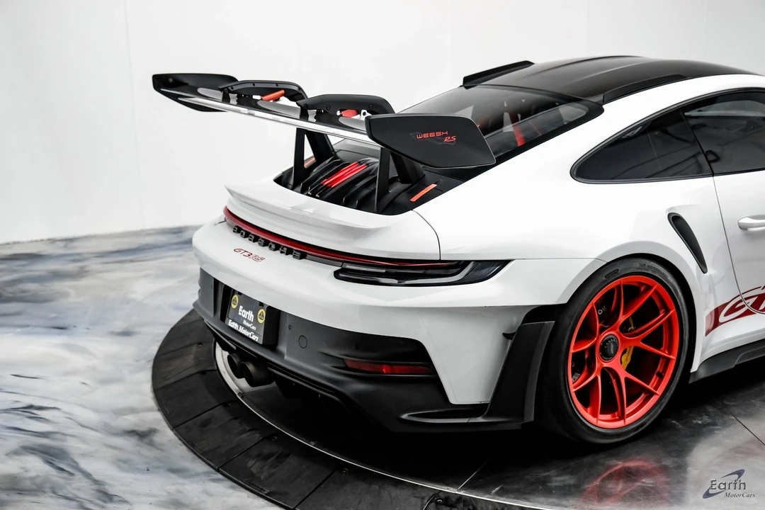 2023 Porsche 992 GT3 RS - Image 17 of 21