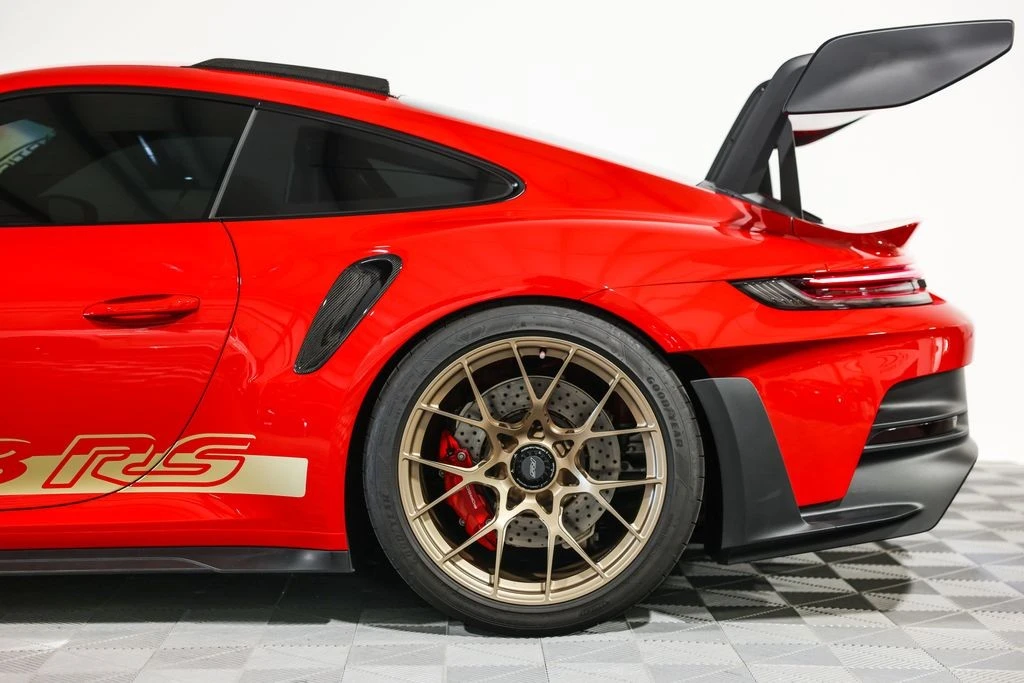 2023 Porsche 992 GT3 RS - Image 16 of 21