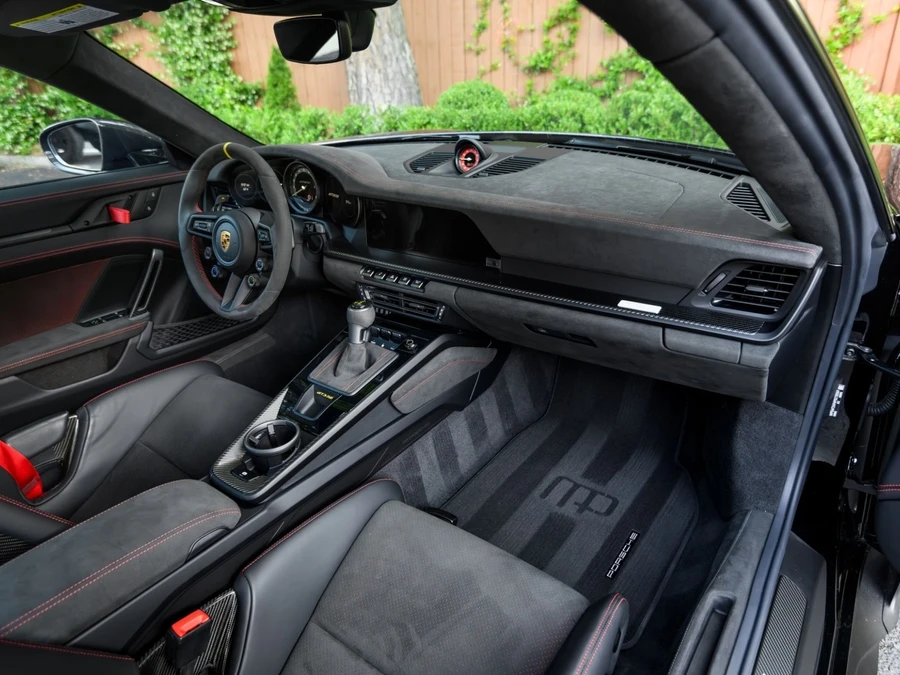 2023 Porsche 992 GT3 RS - Image 15 of 31