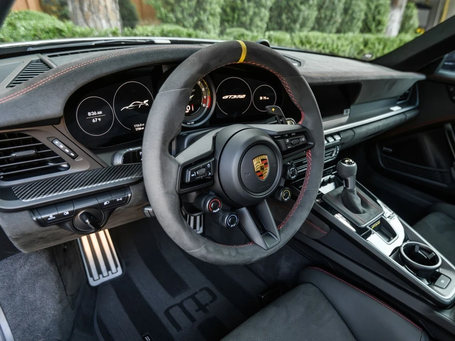 2023 Porsche 992 GT3 RS - Image 17 of 31