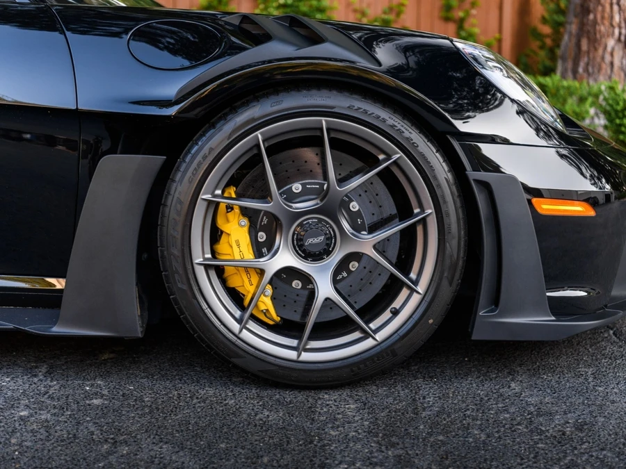 2023 Porsche 992 GT3 RS - Image 13 of 31