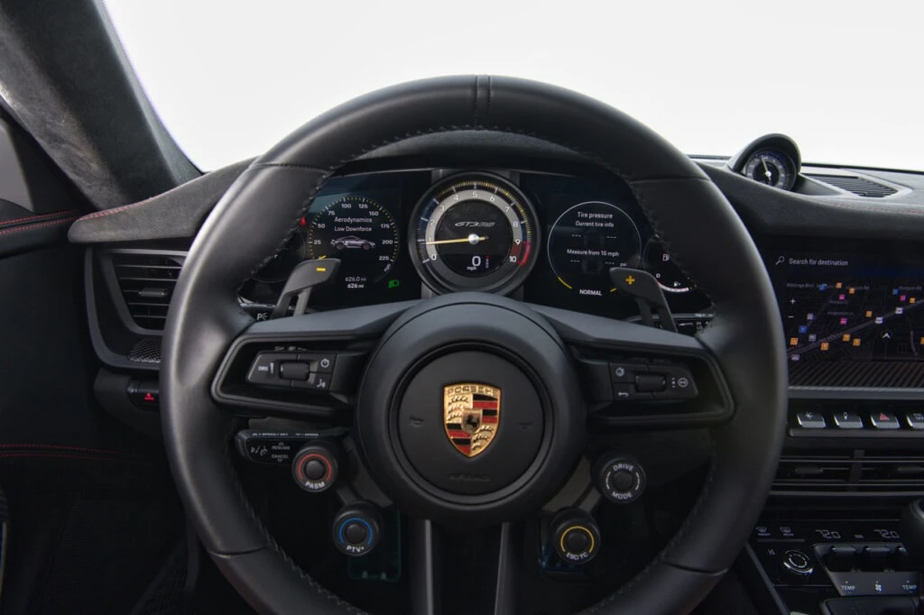 2023 Porsche 992 GT3 RS - Image 26 of 31