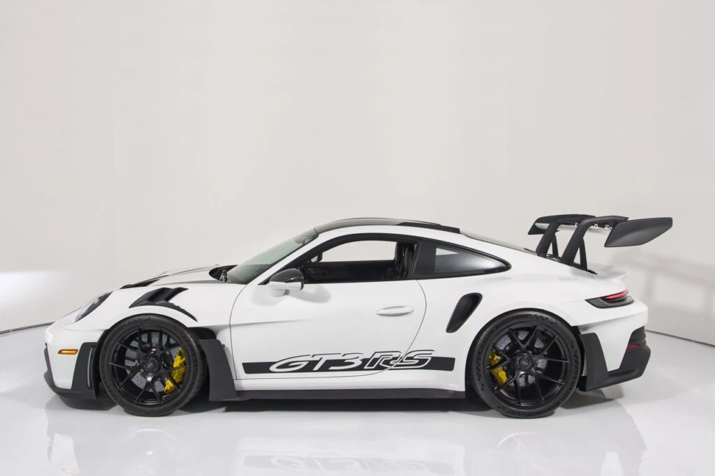 2023 Porsche 992 GT3 RS - Image 5 of 31
