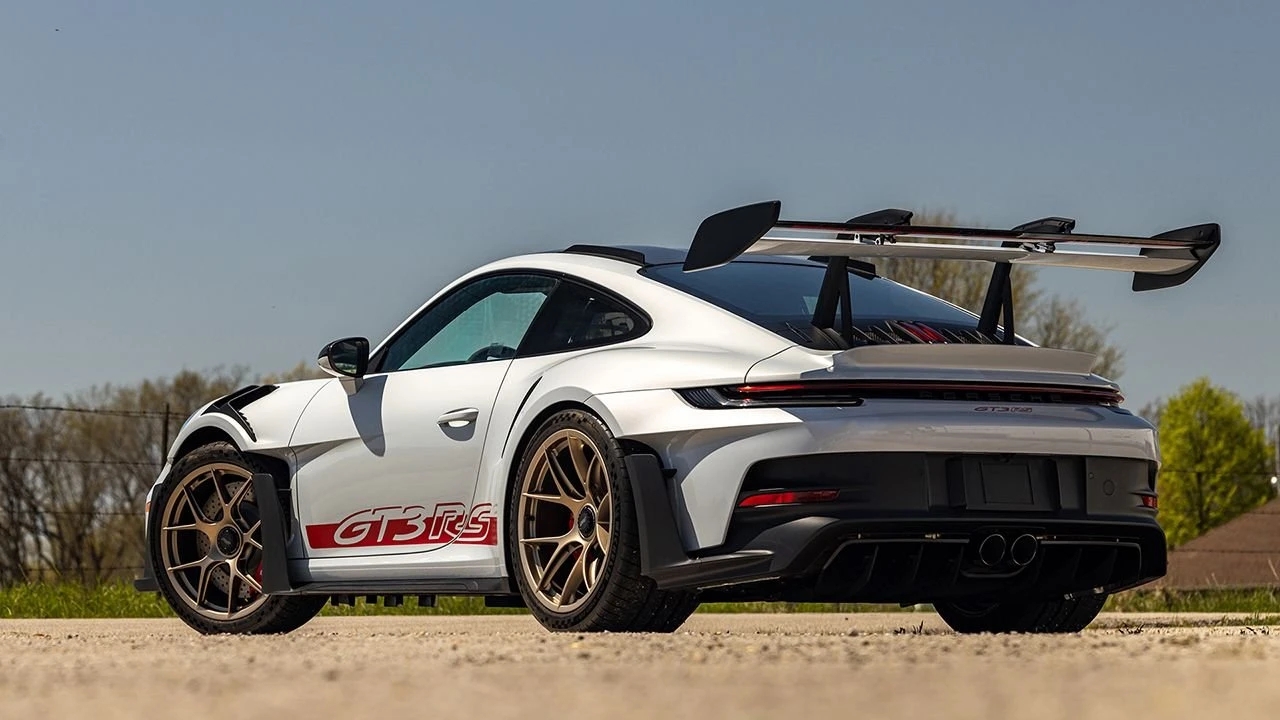 2023 Porsche 992 GT3 RS - Image 22 of 31