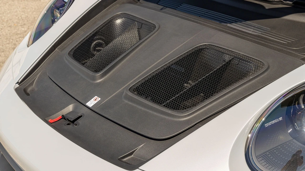 2023 Porsche 992 GT3 RS - Image 5 of 31