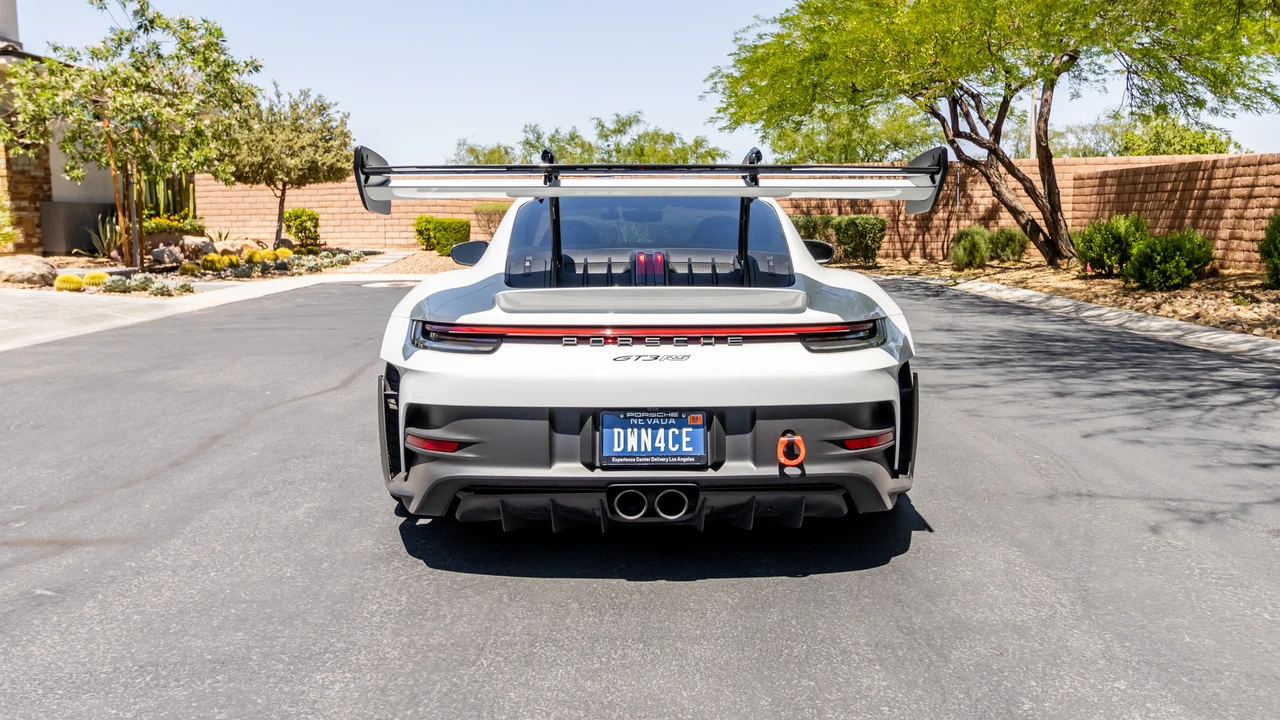 2023 Porsche 992 GT3 RS - Image 6 of 31
