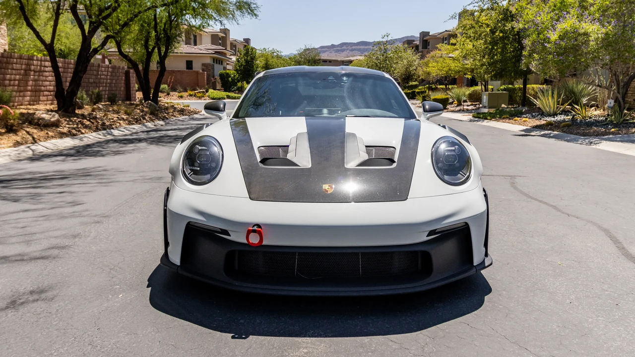 2023 Porsche 992 GT3 RS - Image 2 of 31
