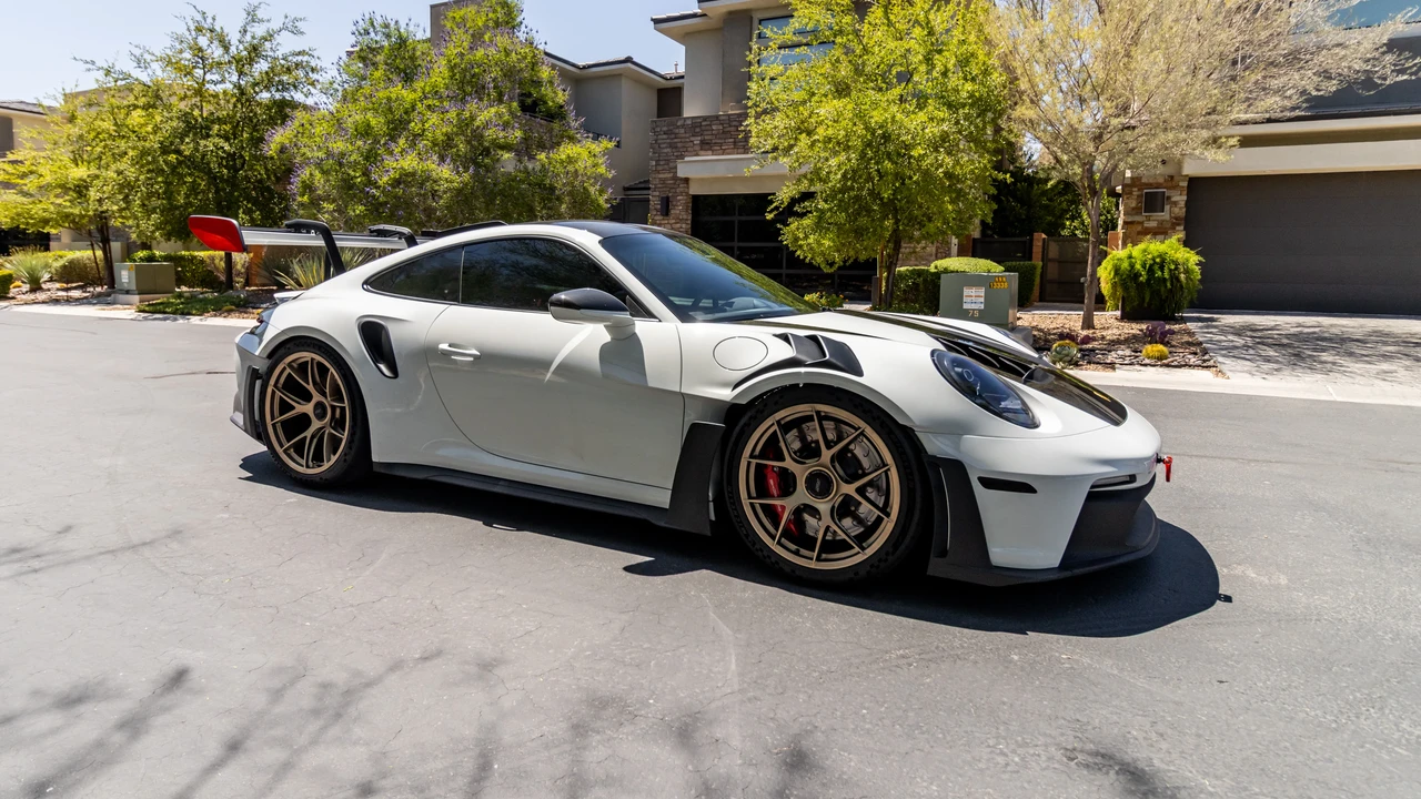 2023 Porsche 992 GT3 RS - Image 3 of 31