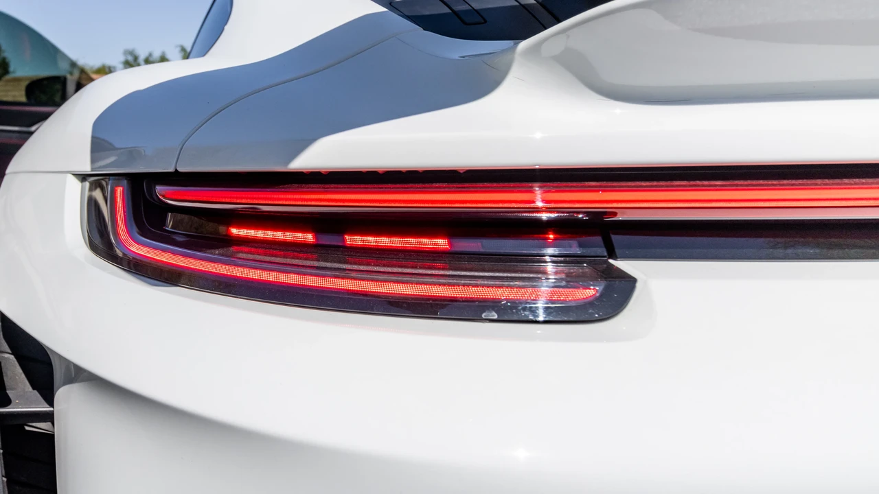 2023 Porsche 992 GT3 RS - Image 14 of 31