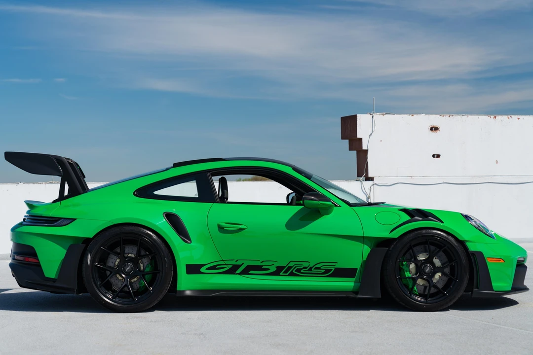 2023 Porsche 992 GT3 RS - Image 3 of 31