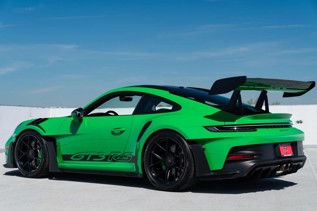 2023 Porsche 992 GT3 RS - Image 4 of 31
