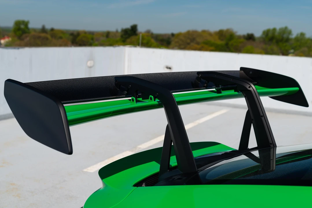 2023 Porsche 992 GT3 RS - Image 28 of 31