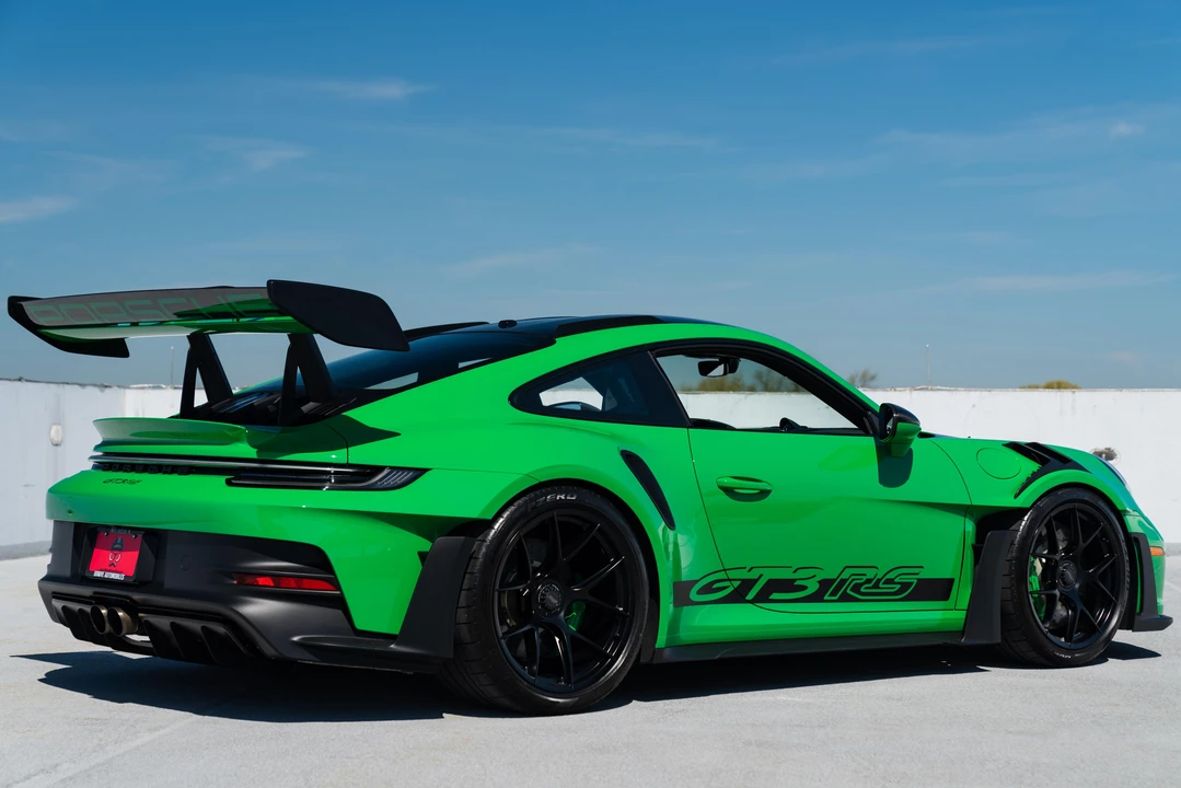 2023 Porsche 992 GT3 RS - Image 10 of 31