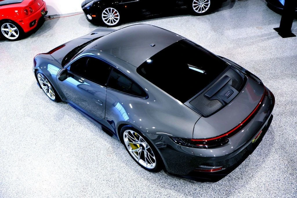 2023 Porsche - Image 9 of 12