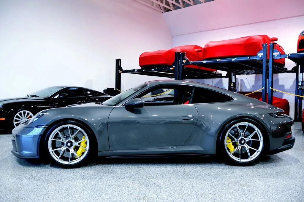 2023 Porsche - Image 2 of 12
